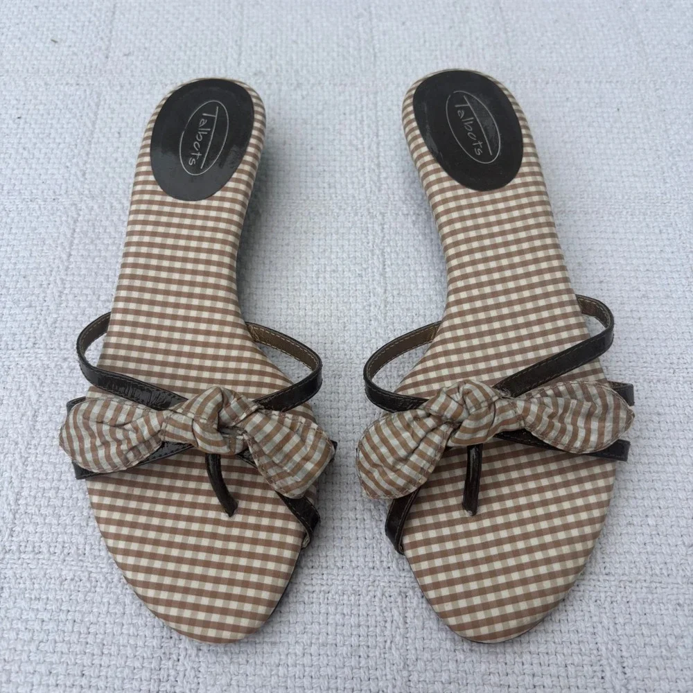 Women's 7.5 B TALBOTS Y2K Brown Gingham Bow Flat Kitten Heel Thong Slide Sandals